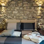 Vicolo72 4*